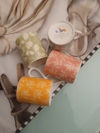 Set 4 Tazzine Inglesi Porcellana