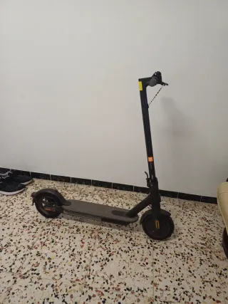 Patinete Eléctrico Xiaomi Essential