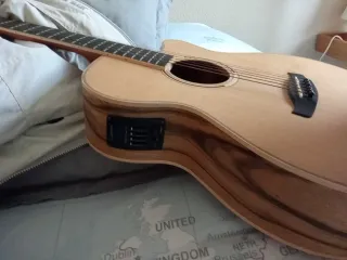 Guitarra Tanglewood precio negociable