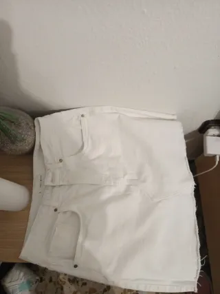 Falda blanca vaquera