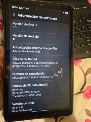 Samsung Galaxy Tab A9 Wi-Fi 8.7 Negra con teclado