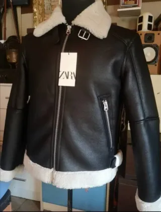 Chaqueta Zara Negra con Borrego talla L y S