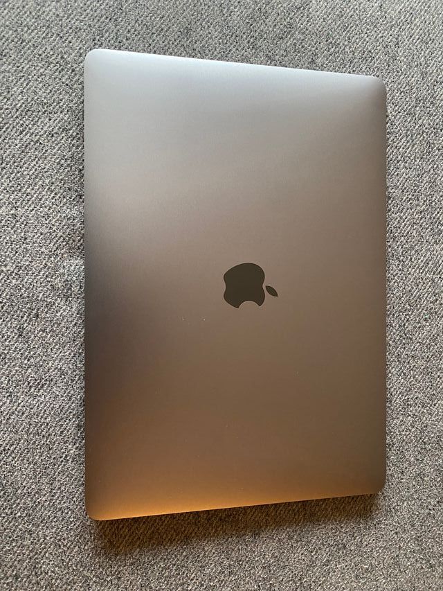 MacBook Air 2019 Plata/Gris Espacial