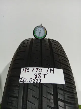 185 70 14 88T DUNLOP SP30