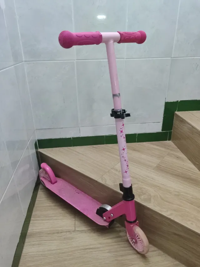 Patinete rosa 2 ruedas