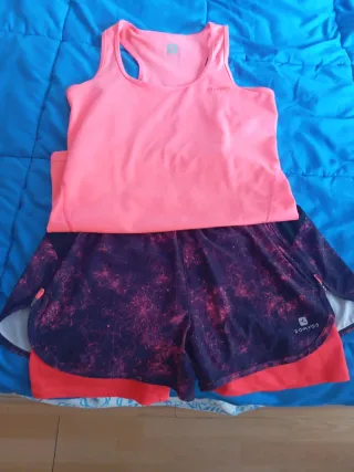 Conjunto deportivo Domyos camiseta y pantalón