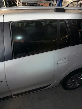 PUERTA TRASERA IZQUIERDA DACIA LOGAN MCV II 1.5