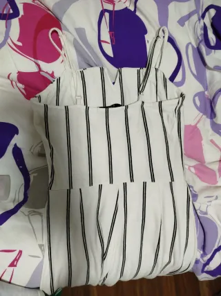 Mono pantalón blanco rayas negras Talla XS