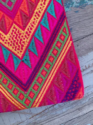 Bolso mexicano multicolor con Flecos