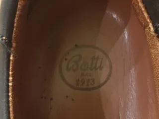 Scarpe uomo Botti in pelle numero 43