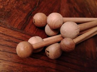 Set di attrezzi da maglia in legno