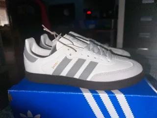 Adidas Samba Blancas y Grises