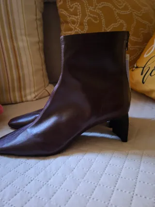 Botines de piel tacón marrón