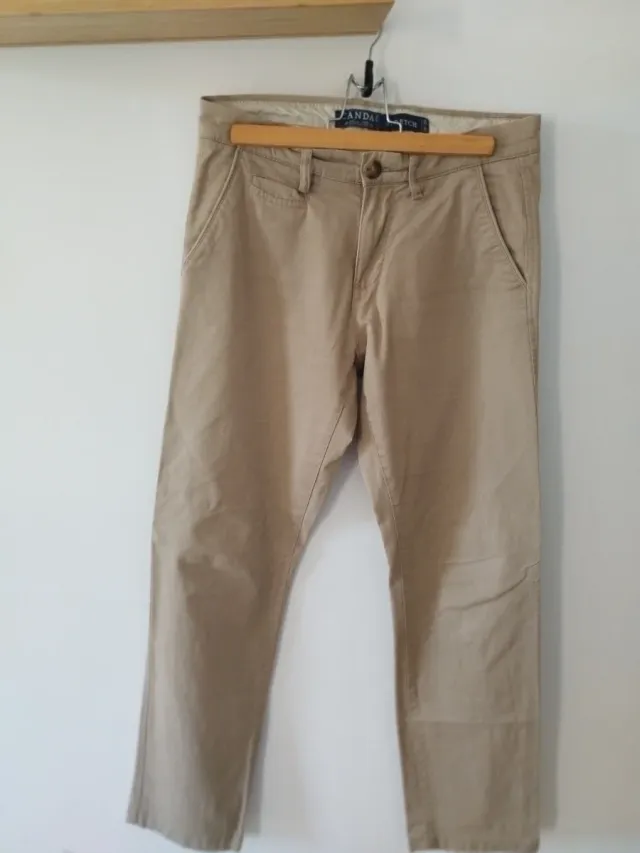 Pantalón chino beige talla W30/L32