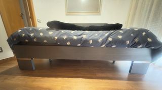 Cama doble con cabecero (160x190)