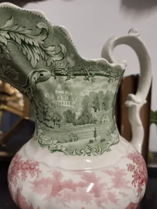 Jarra inglesa antigua