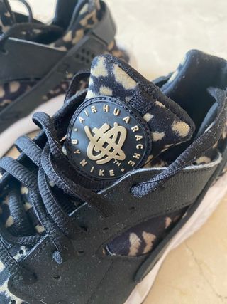 Nike Huarache Negro y Leopardo