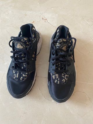 Nike Huarache Negro y Leopardo