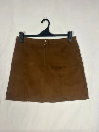 Falda marrón con cremallera