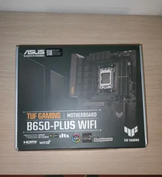 Scheda madre ASUS TUF GAMING B650 Plus WIFI