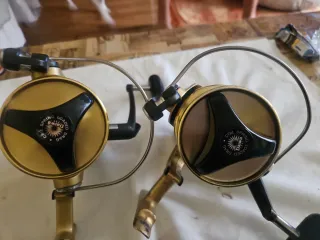 Pareja de carretes Daiwa GS9