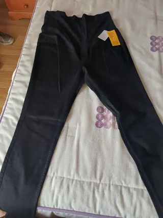 Pantalón premamá negro sin estrenar