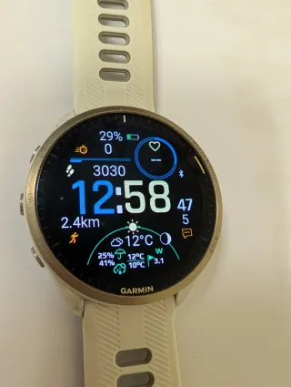 Garmin Forerunner 965 Plata/Blanco