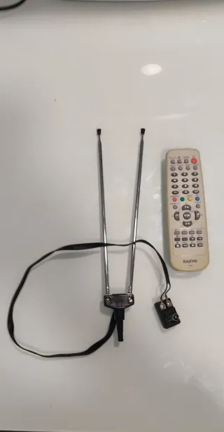 Televisor Sanyo 17 pulgadas. (Precio negociable).