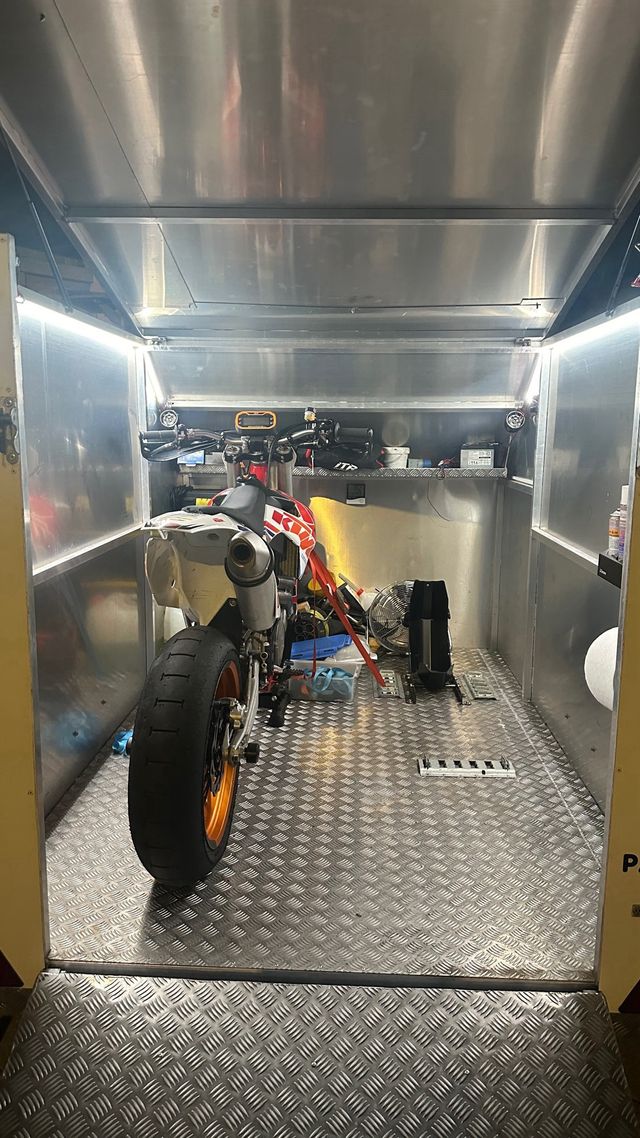 Remolque cerrado aluminio homologado