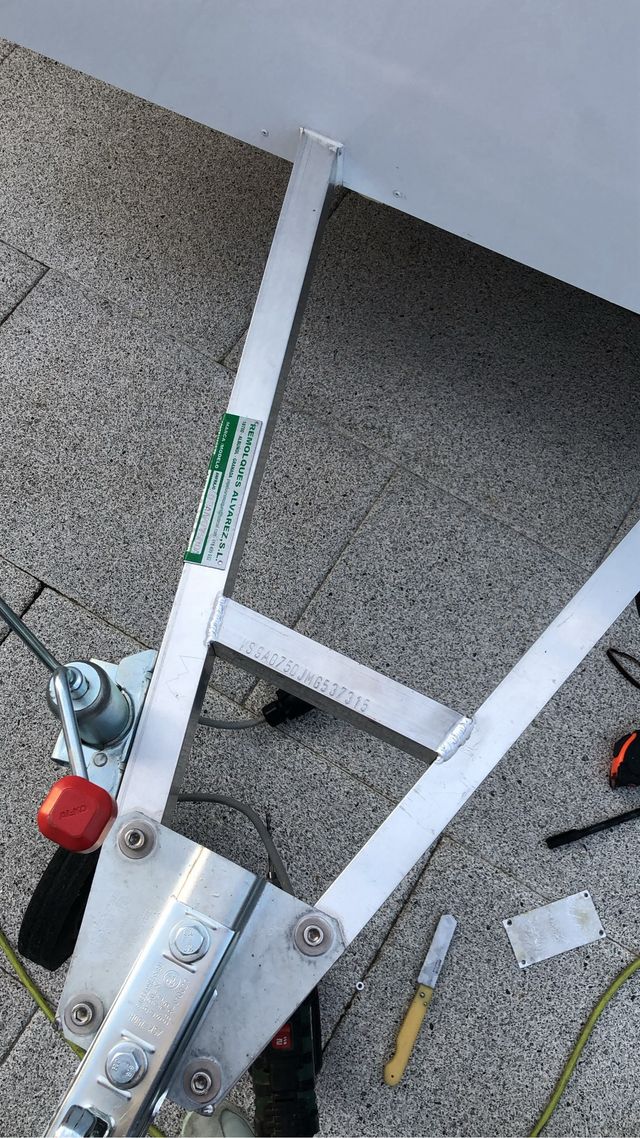 Remolque cerrado aluminio homologado