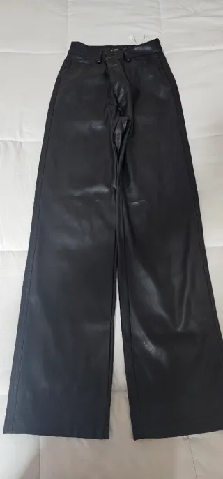 Pantalón ancho negro