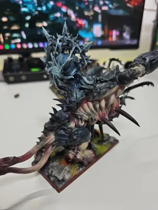 Bestia Vórtice Magia Guerreros Caos Warhammer GW