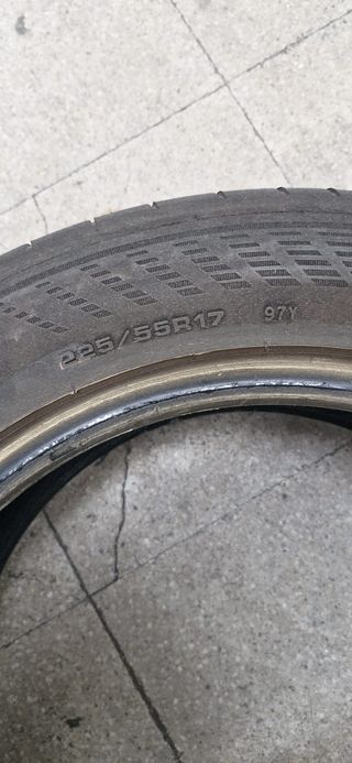 Ruedas 225/55 R17 97Y seminuevas
