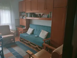 Salita, armario puente,sofá y sillone.Aviles