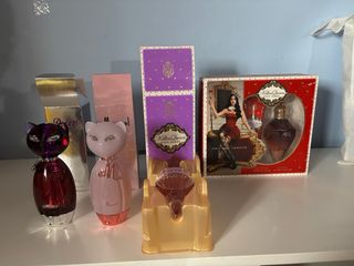 Pack de perfumes de Katy Perry. Sin estrenar.