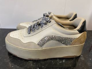 Zapatillas Bimba y Lola Talla 40 Beige Glitter
