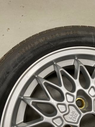 Llanta Opel Vectra Diamond 15" Nueva a Estrenar