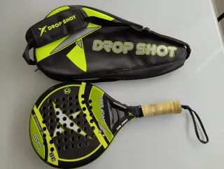 Pala de pádel Drop Shot + funda