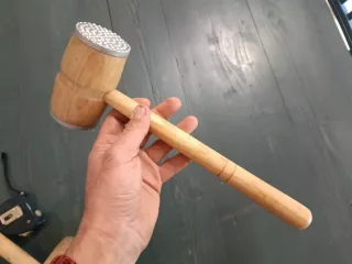 Batticarne vintage restaurato legno e metallo