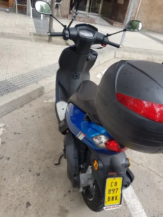 Peugeot Kisbee 50cc Ciclomotor