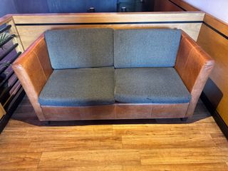 Sofá Chester Piel Marrón y Gris, solo para hoy