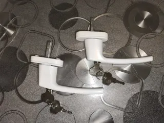 2 Manillas Puerta con Llave Nuevas