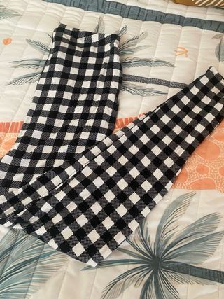 Leggings premamá cuadros Asos Talla M
