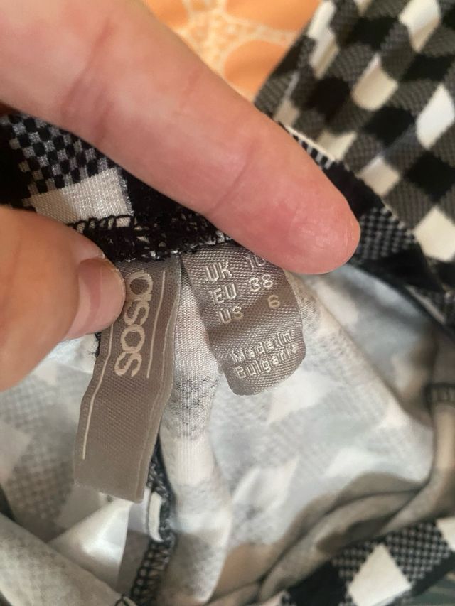 Leggings premamá cuadros Asos Talla M