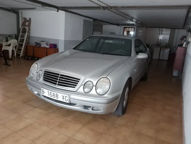 Mercedes-Benz  CLK 2000