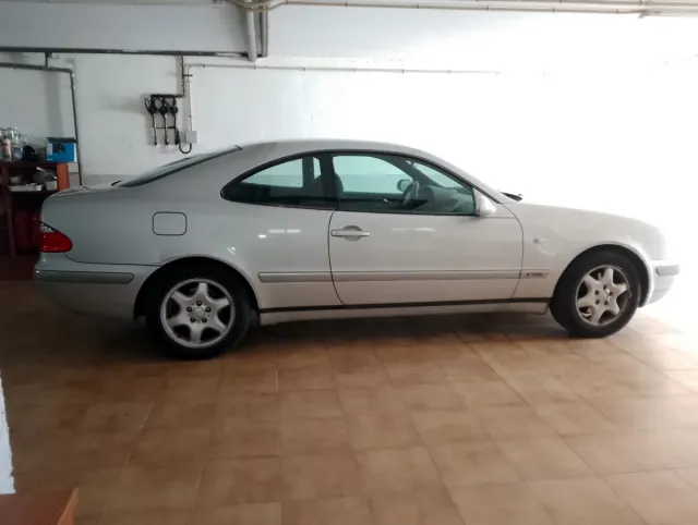 Mercedes-Benz  CLK 2000