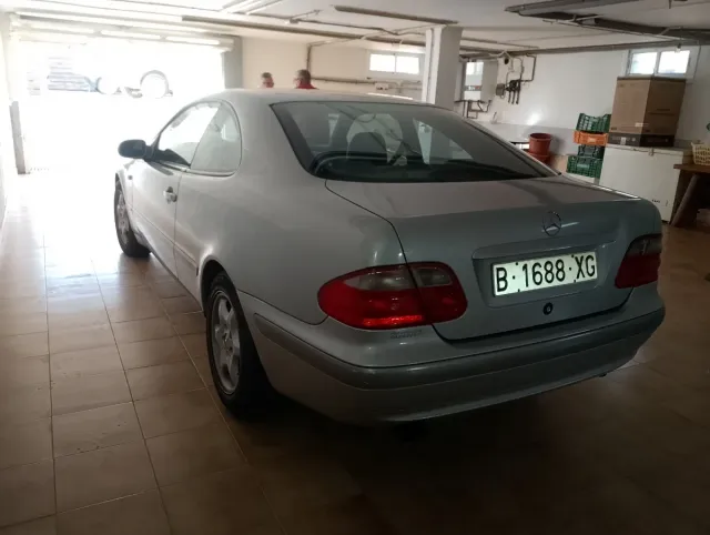 Mercedes-Benz  CLK 2000