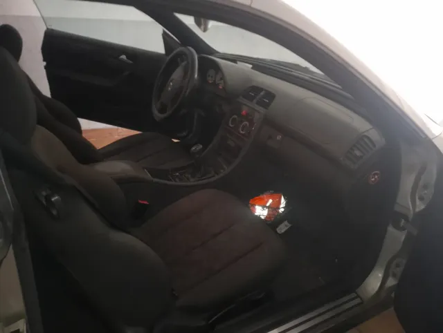 Mercedes-Benz  CLK 2000