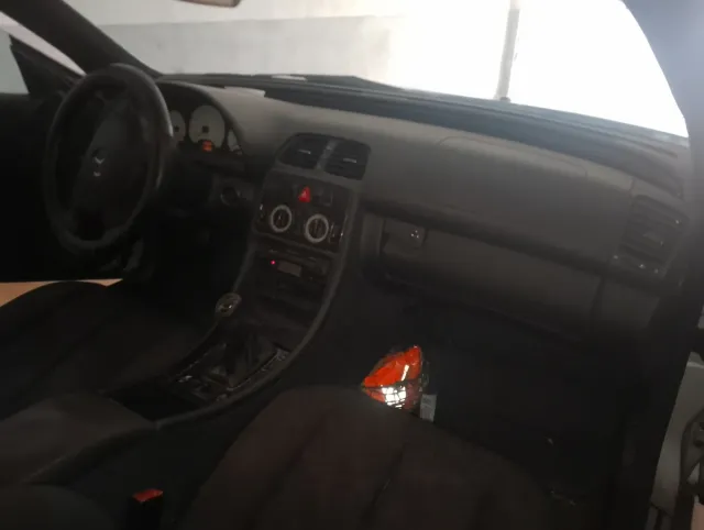 Mercedes-Benz  CLK 2000