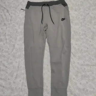 Pantalones Nike Tech Gris Talla XL